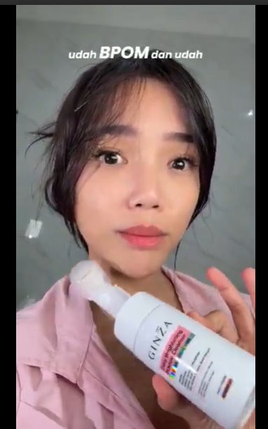 heradebita's tweet photo. pas lagi cari info, nemu cleanser fuji yang dari ginza mousse
 Dokter Review Ginza #FacewashFuji https://t.co/qXTzXI7V03