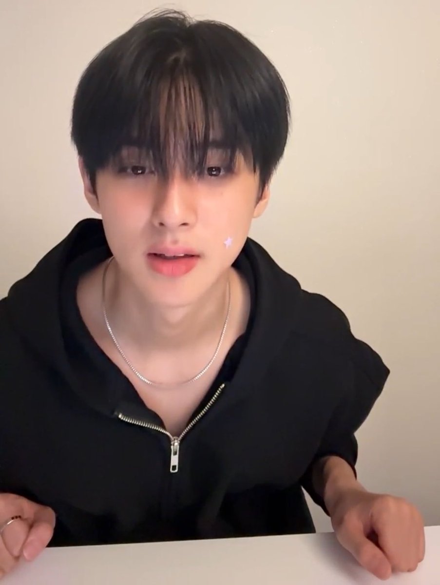묭이 tweet media