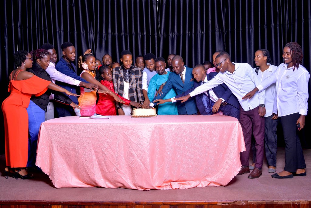 siibwe's tweet photo. Pleased to have honored the invitation to be part of @Ruhaama_Muk handover dinner over the weekend as the new leadership under @PaulA1590267037 took over from @BoscoArind26712. 
You register great success entirely 🙏 https://t.co/JKd5Js8Ujb