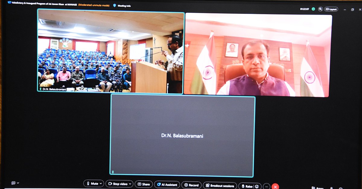 ManageHyd's tweet image. Valedictory of Batch 6 &amp;amp; Inauguration of Batch 7 of the #JaiJawanKisan (JJK) Programme held at #MANAGE

53 defence personnel completed Batch 6 and 39 joined Batch 7, embarking on their journey towards agripreneurship and sustainable farming.