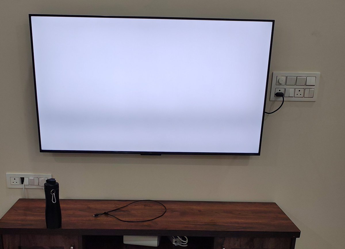 NVembuluru's tweet photo. @tcl_india @TCL_Global  I recently purchased a TCL q6cs miniLED TV through @flipkartsupport and it has panel uniformity issue/DSE. Have raised a complaint with TCL and the support has been very poor so far. Extremely disappointed with the TV and service. https://t.co/Yj03ipxBc9