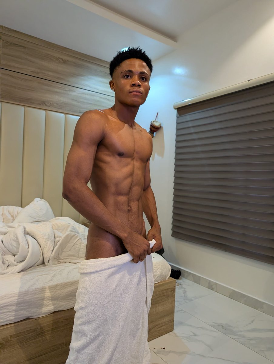 Kenny112697's tweet photo. Book a massage  today 
and sweet😜 private video 😛 https://t.co/yjj6E7VN5p