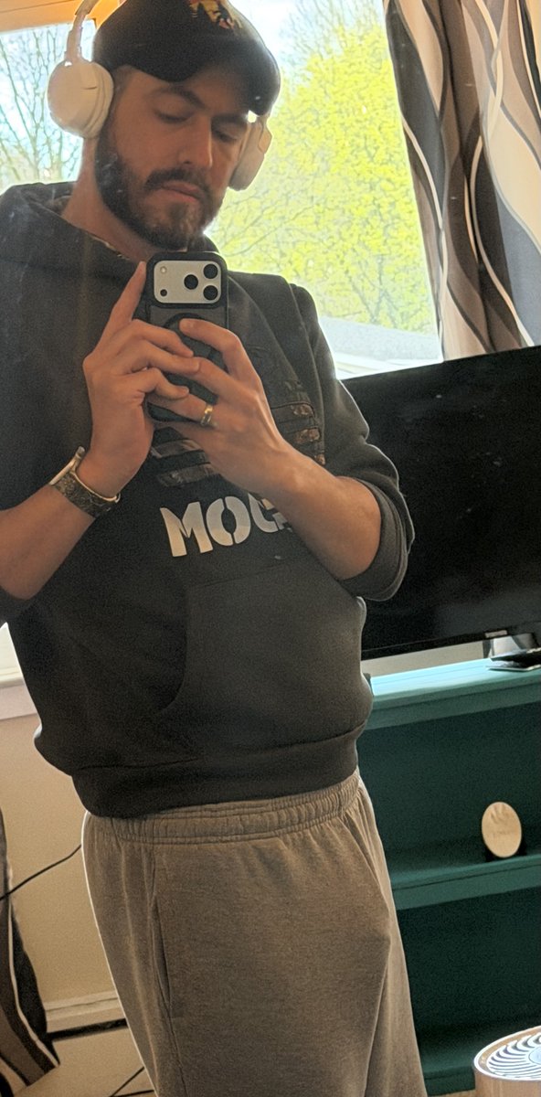 JosephKnox90's tweet photo. #hung #dick #men #cock #nude #sexy #bigdick #gay #gaymale #gayguy #onlyfans #onlyfanscontent #onlyfanscreator #gaysinflorida #gaysinmichigan https://t.co/2HhMZF9kZN
