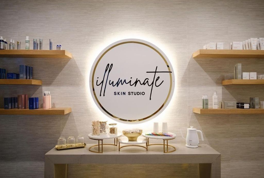 creativeadvtdxb's tweet image. Upgrade your business presence with sleek, modern acrylic signage that captures attention instantly. Perfect for offices, shops, and events—make your brand stand out with style and clarity.

Call or WhatsApp # +971 56 730 5891

#AcrylicSignage #BusinessBranding #CustomSigns