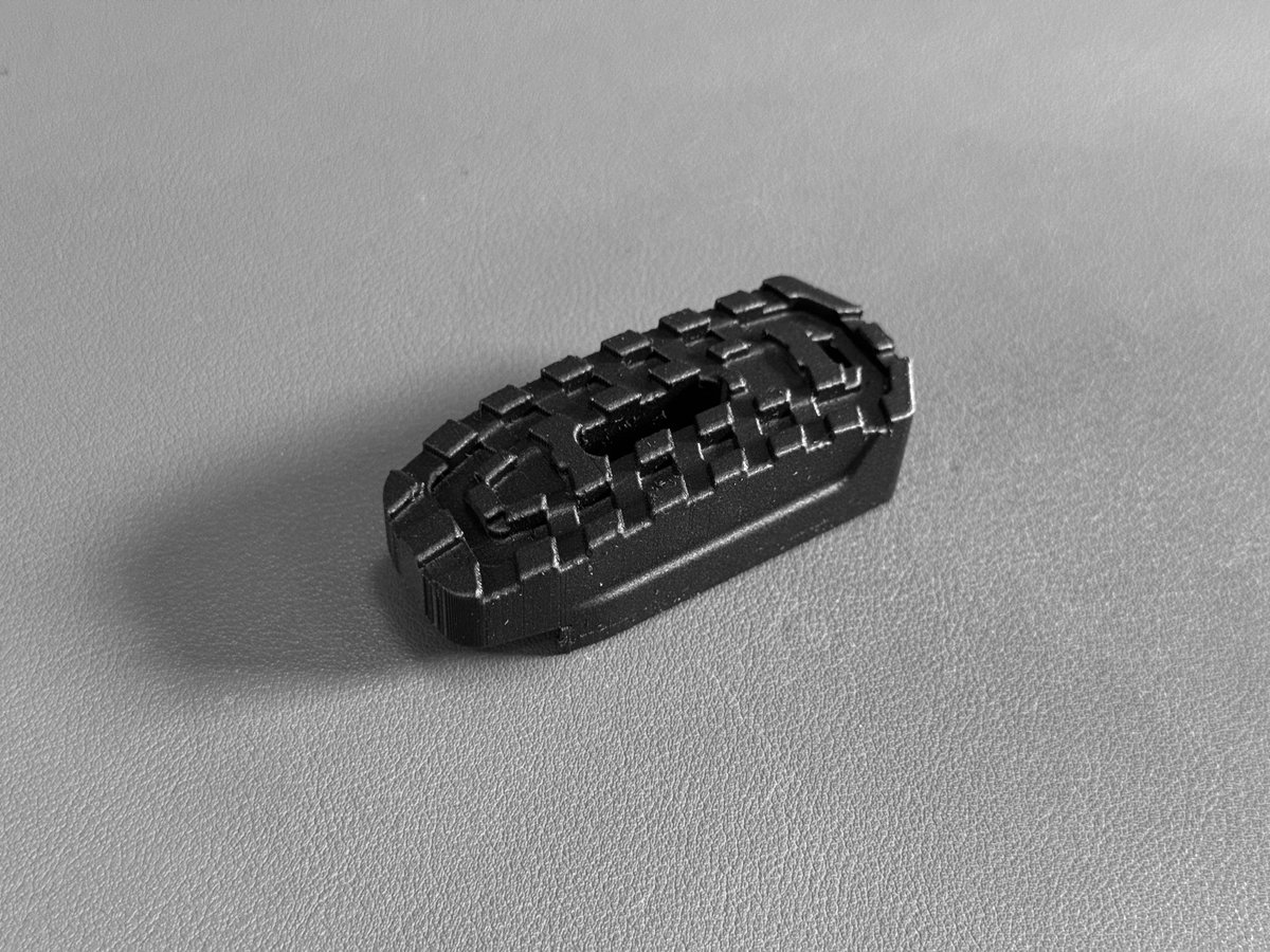 inf_designservi's tweet image. product: 040_gm mws v4 - m█g█z█n█ base plate d█s b██t type

material: 3D print [███-CF]

color: [black], [sand desert], [blue dark gray]

#airsoft #accessories #3dprint