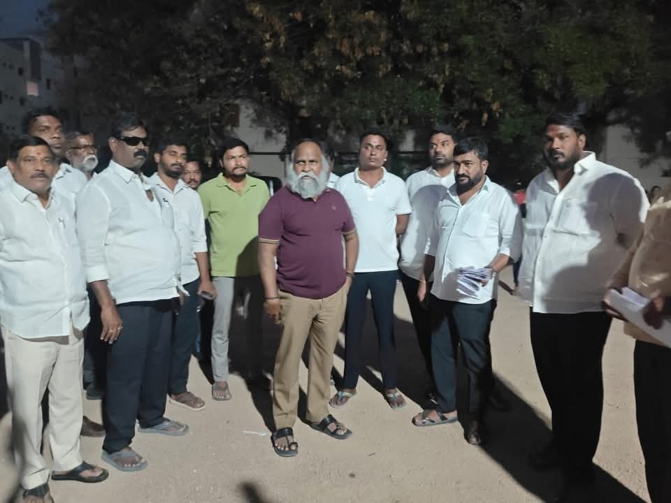 TPCCali's tweet image. Empowering students in Sangareddy

TPCC Working President @ImJaggaReddy  Garu distributed free bicycles to 62 students (25 girls, 37 boys) to support their education 👏

@RahulGandhi
@revanth_anumula

#Sangareddy #Education #Bicycles