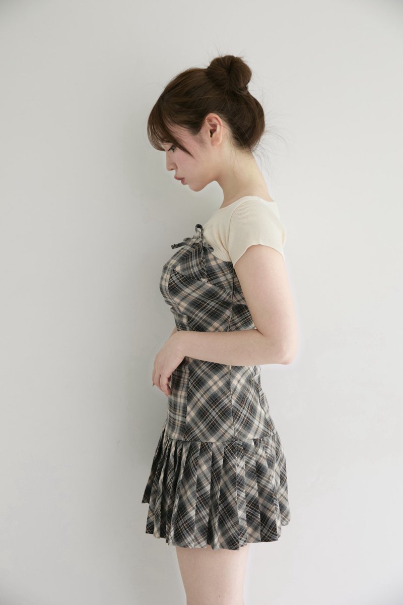 Karen check mini dress color beige size s/m ¥17600-tax in gray