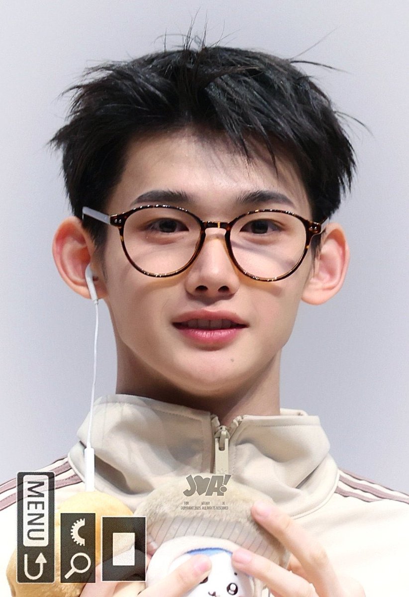 미코 tweet media
