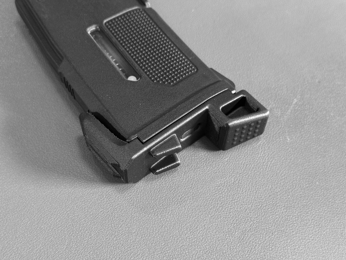 inf_designservi's tweet image. product: 046_p█s e█m-1 - m█g█z█n█ base plate m█gp█d 02 type

material: 3D print [███-CF]

color: [black], [sand desert], [blue dark gray]

#airsoft #accessories #3dprint