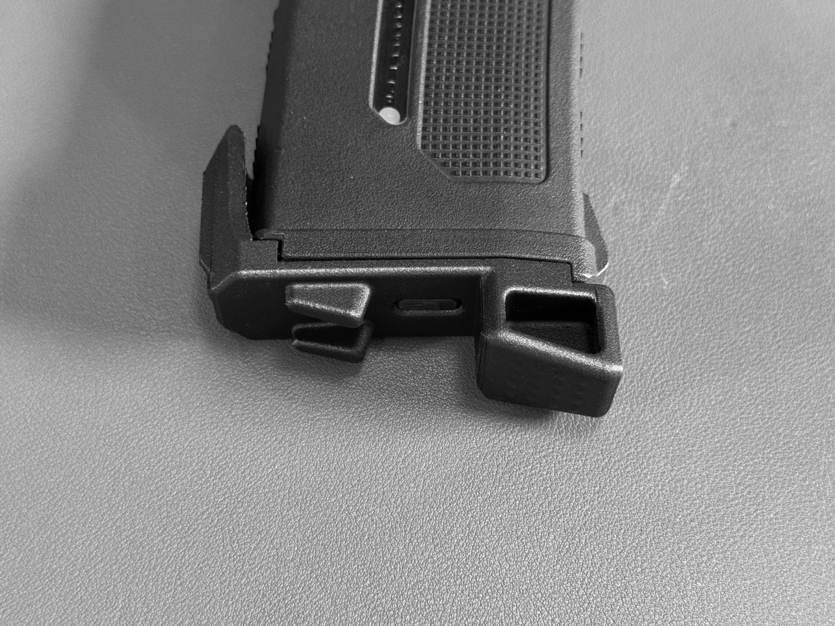 inf_designservi's tweet image. product: 046_p█s e█m-1 - m█g█z█n█ base plate m█gp█d 02 type

material: 3D print [███-CF]

color: [black], [sand desert], [blue dark gray]

#airsoft #accessories #3dprint