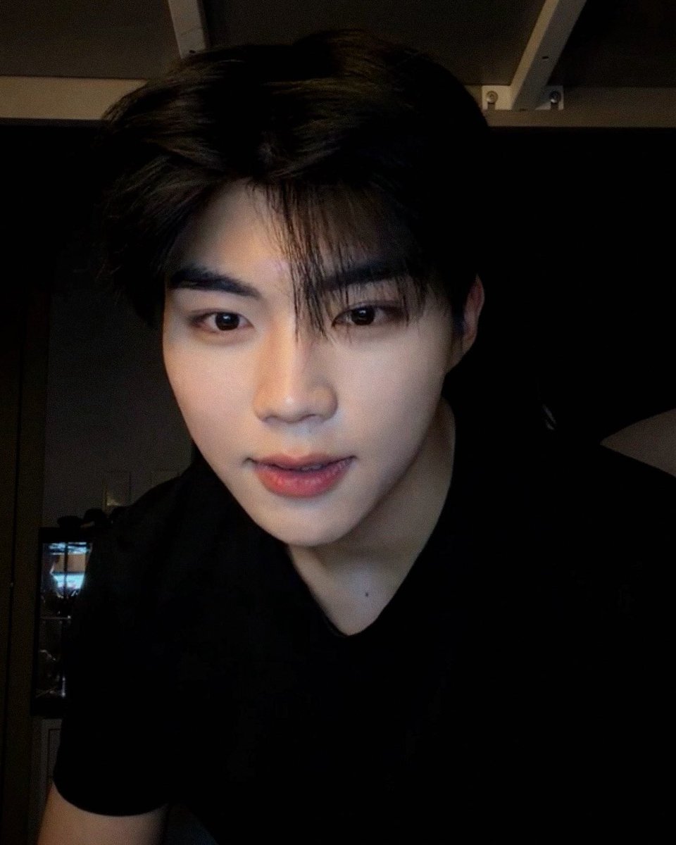 운 ☁️ tweet media