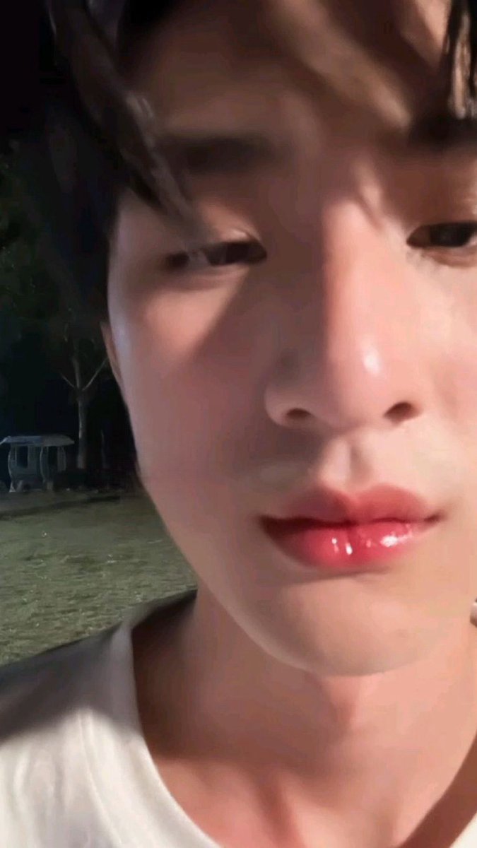 เคโระเคโระ (พี่ใจเย็นน้องมังพึ่งถ่าย)🌼🇵🇸 tweet media