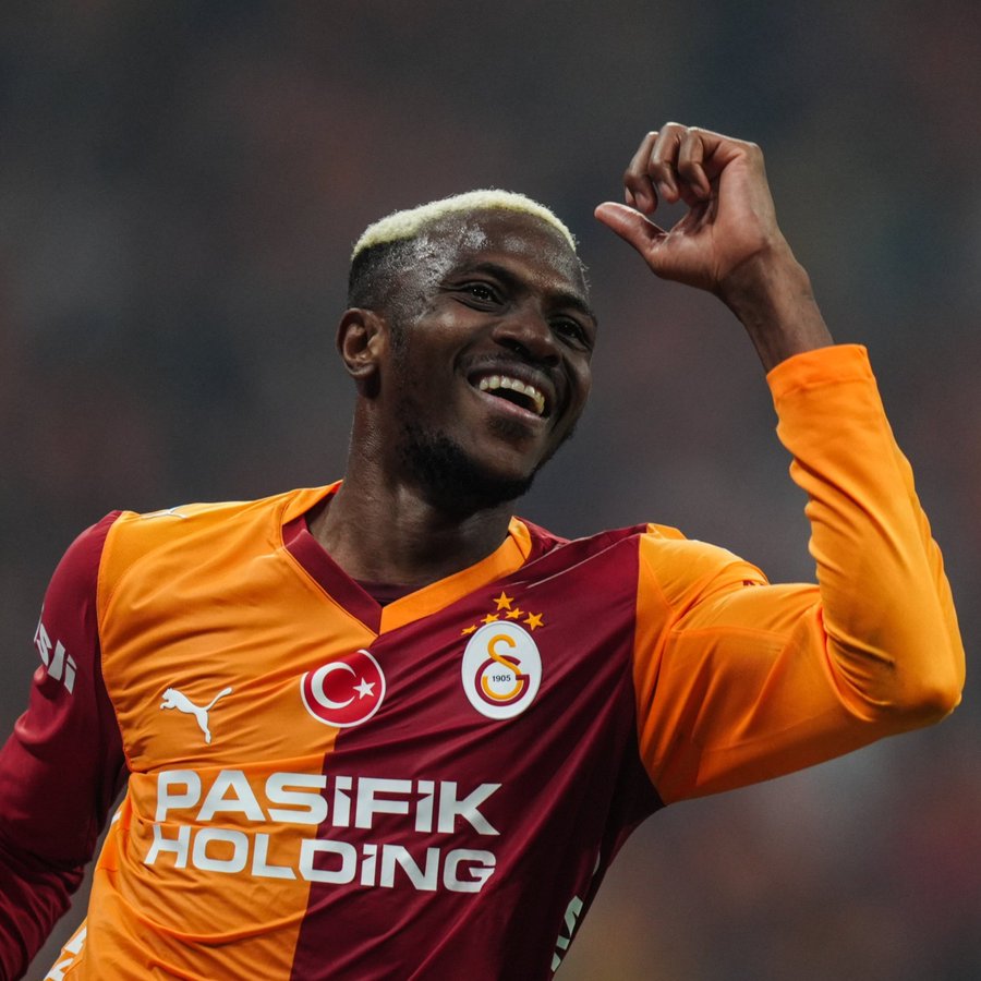 KitAjans's tweet photo. Victor Osimhen: "Galatasaray'ı açıklayacak bir kelime arıyorum. Bu aile, bu aşk, bu birlik, bu saygı. Tanrı'ya gerçekten minnettarım ki Galatasaray ile yollarımız kesişti." https://t.co/tmssFJoLoK