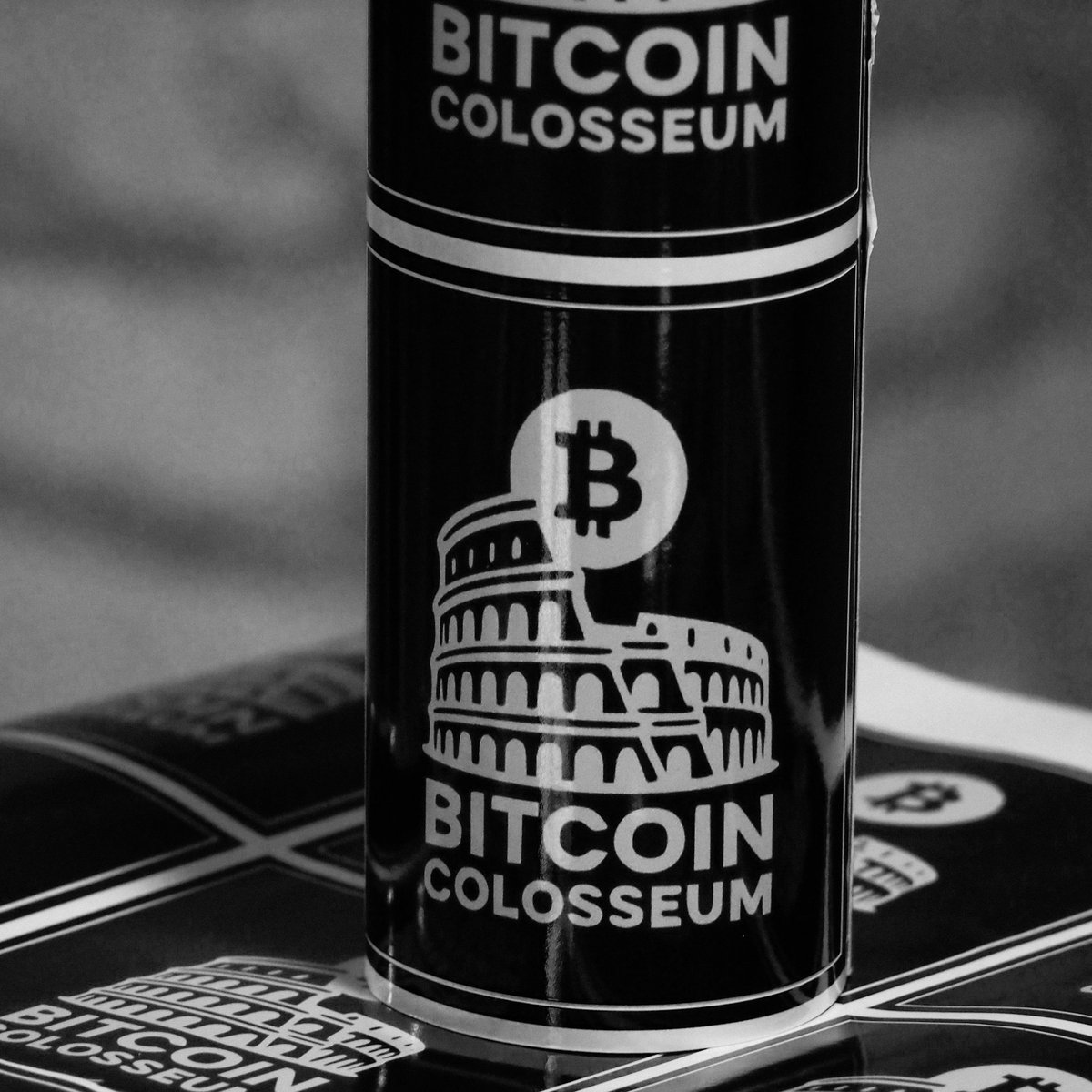 BtcColosseum's tweet photo. Il 25 aprile a Roma si è tenuto il secondo meetup di Bitcoin Colosseum.

Una serata per connettere bitcoiner e curiosi su Bitcoin, Lightning, Nostr, Cashu e Bitchat.

Grazie a tutti i partecipanti!

Seguici sui nostri canali oppure iscriviti alla newsletter per i prossimi eventi. https://t.co/d2oETjDZLM
