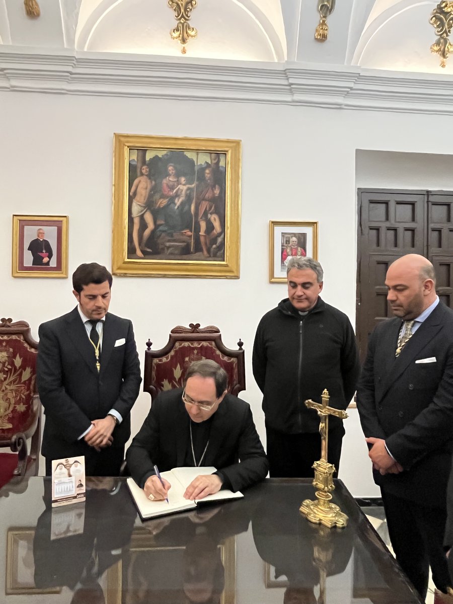 Archidiócesis de Sevilla tweet media