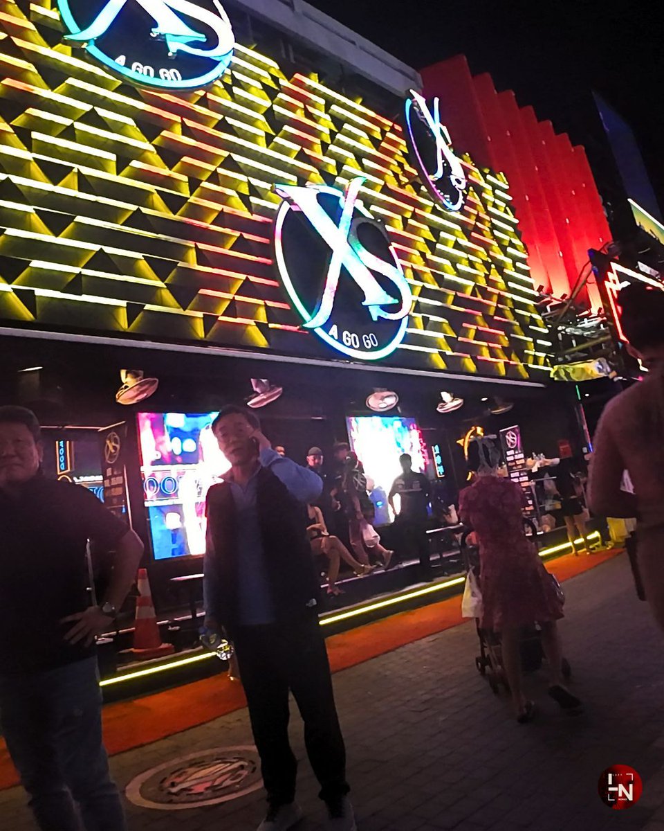 LazyN0mad's tweet photo. 🔥 STAY IN IT
🐉 XS A GoGo Club

No rush.
No exit.

Just the flow.

Feel it.
Stay.

📍 Walking Street, Pattaya
⏰ 8:00 PM – 4:00 AM
💎 VIP tables &amp; private service https://t.co/My0r0eviea