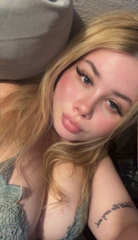 Your Favorite Goddess😍💕 tweet media