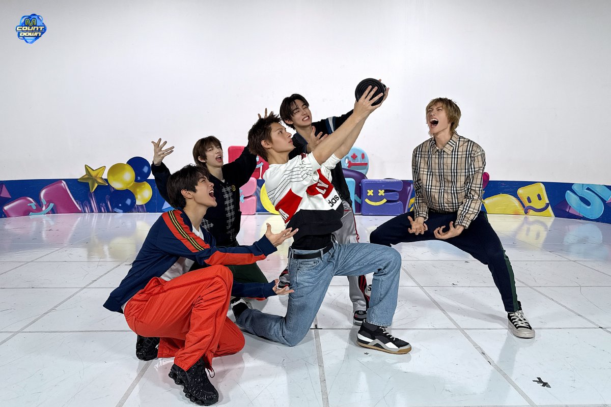 M COUNTDOWN tweet media