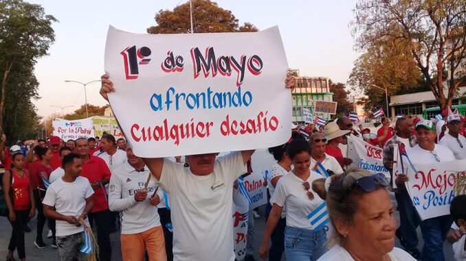 #1roDeMayo
#DiaInternacionalDelProletariado
  
Ya casi es #PrimeroDeMayo, nos vemos en la Plaza, #LaPatriaSeDefiende.