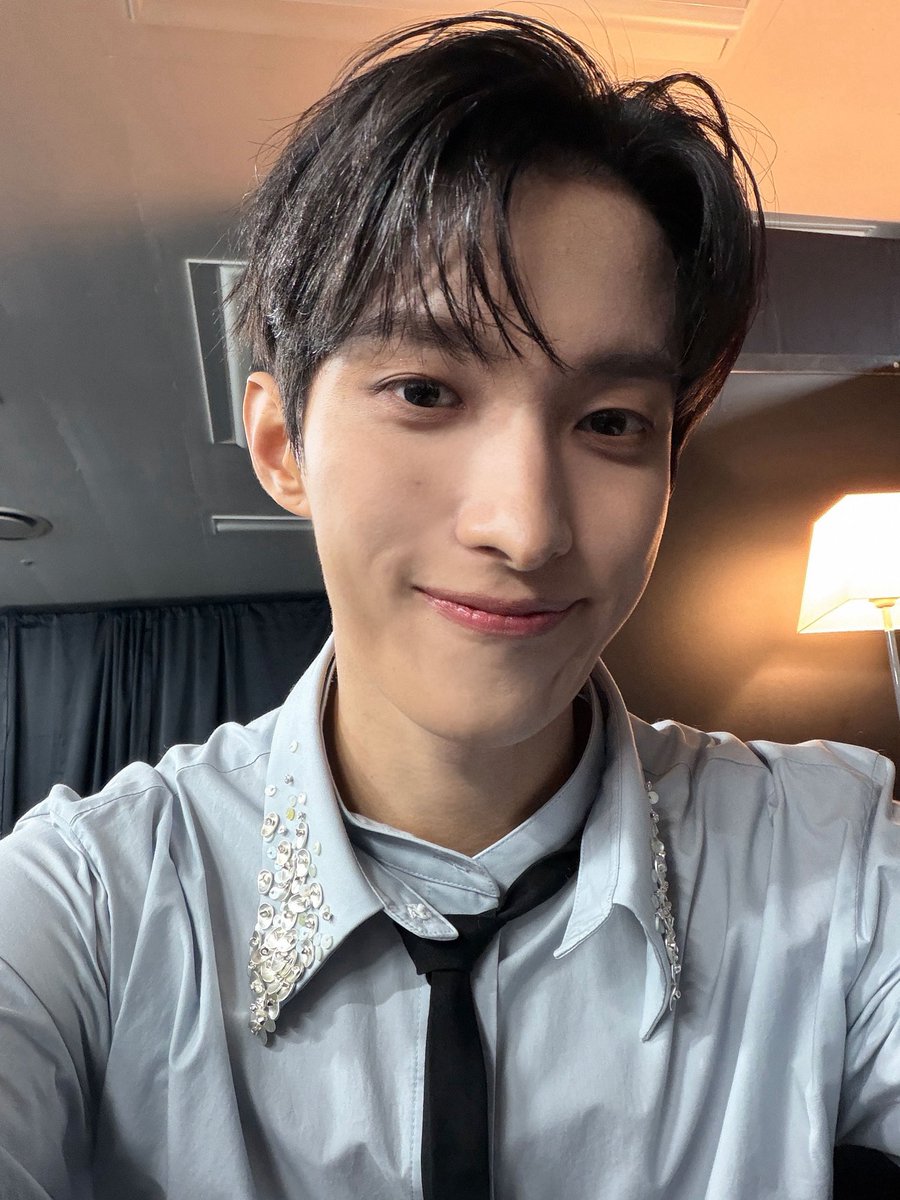 깃.. tweet media