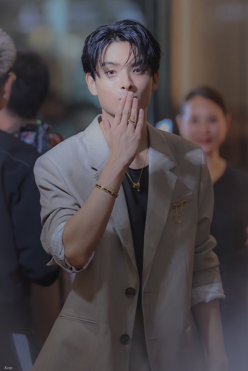 𝐊𝐞𝐞𝐩。 tweet media