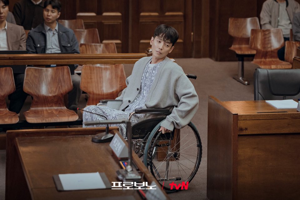 프링 tweet media