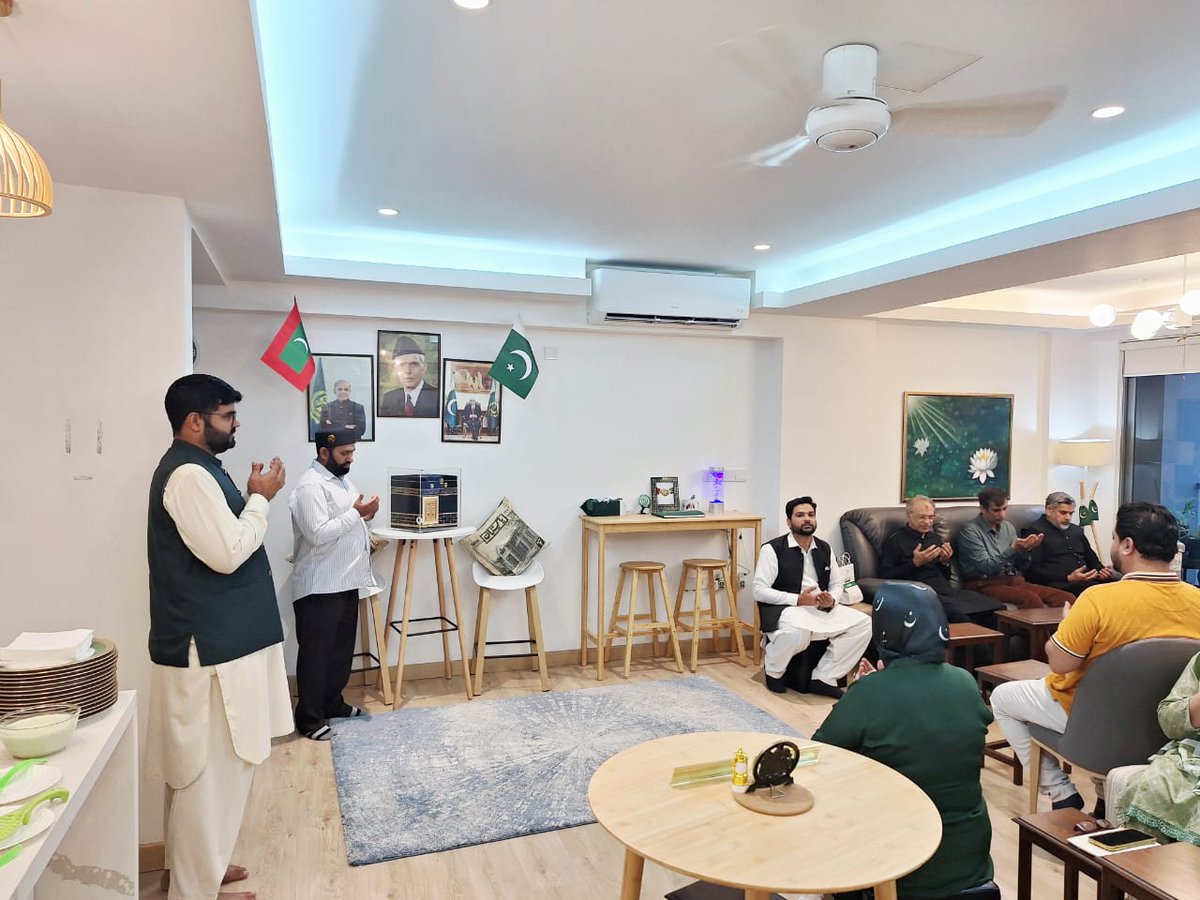 Pakistan in Maldives tweet media