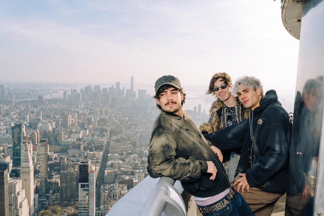 codertubbies's tweet photo. @CD9 vía instagram 📸
Fotografías tomadas por sandograph en el Empire State Building, Nueva York 🗽 https://t.co/sO44FYAgyM