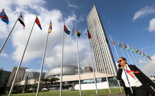 Felicity9692's tweet photo. Afrique du Sud : une agence de notation radiée
https://t.co/9pKxosF5dY
#africa3i #Afrique #afriquedusud #notation https://t.co/xmBHEODPGf