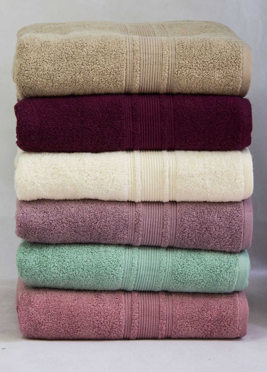Aderonke986821's tweet image. Soft, fluffy, and made to elevate your everyday comfort ✨
Wrap yourself in luxury with our premium towels skin-friendly, and available in vibrant colors to match your style.

Because you deserve that fresh, cozy feeling 💙

#HomeEssentials #LuxuryLiving #Towels #InteriorGoals