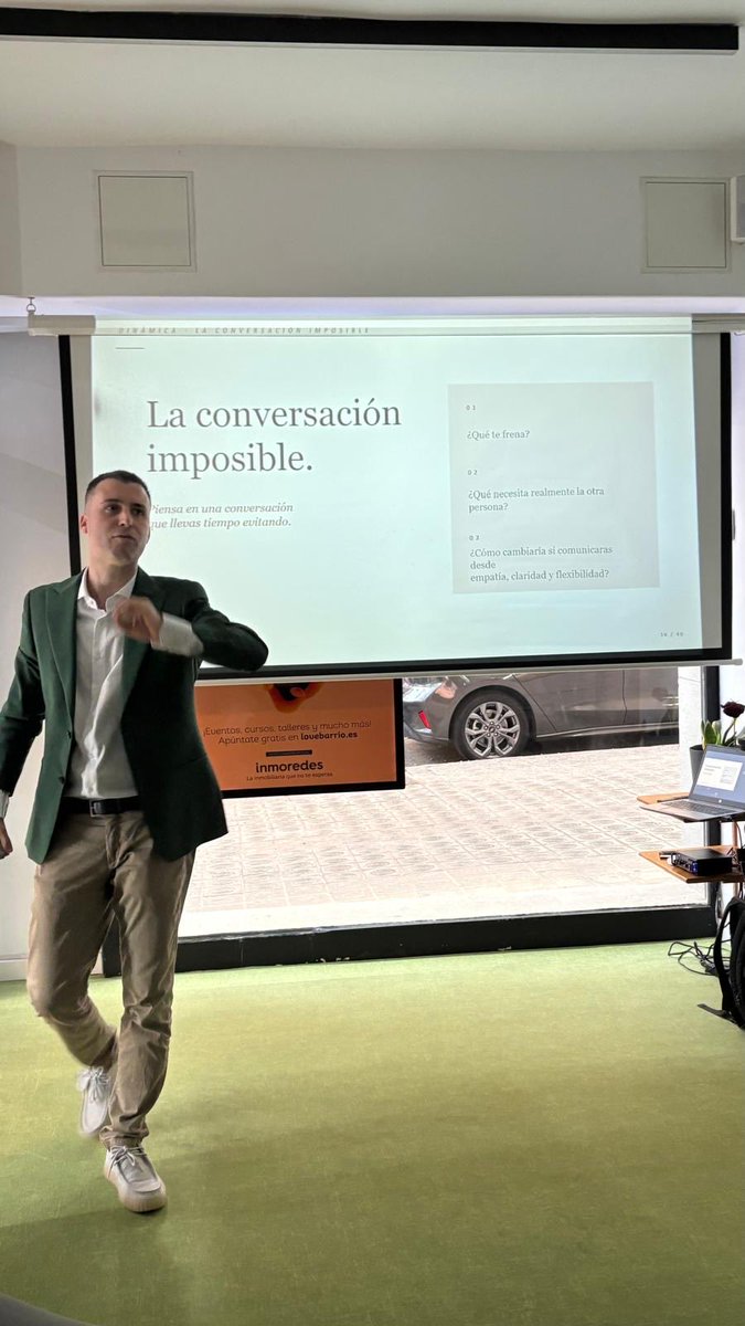 tassoraptus's tweet image. Few time for mtg in the last days. But a lot of cool things are happening in professional life 🎤
This saturday with the nose taped i’ll be playing this horrible Legacy at Liga Catalana trying to find the best setting for Flow State 😪

#Speaker #HR #Communication #coach #mtg