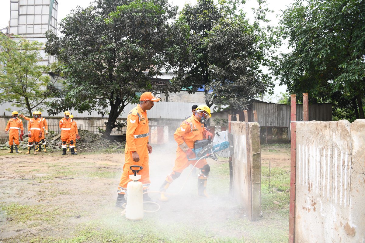 01NDRF Guwahati, Assam. tweet media