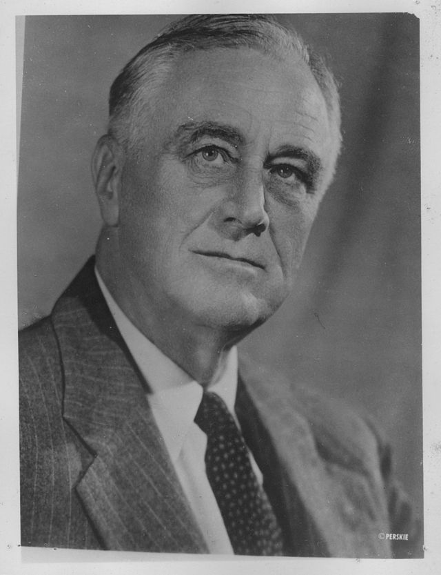 URDailyHistory's tweet image. 3 May 1943: U.S. #President Franklin D Roosevelt sends a letter to #British Prime Minister Winston Churchill stating, "I am more and more of the opinion that we should consider #France as a militarily-occupied nation.. governed by British and American generals ... We would keep