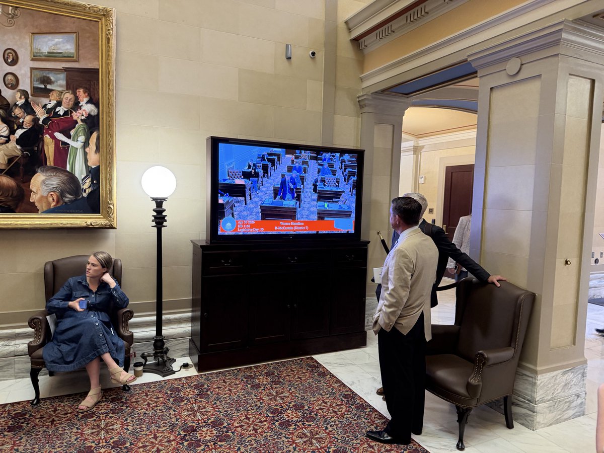 ThriceSavage's tweet image. At the #okleg, rumors abound that the Senate may try to adjourn sine die today (‼️) and leave the House in the lurch.

Senators are about to vote on HB 1168 to criminalize #abortion-inducing drug "trafficking": oklegislature.gov/cf_pdf/2025-26…

Then, HJR 1077's "TSET reset" is up... (1/?)