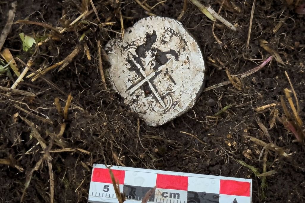 Luke Caverns tweet media