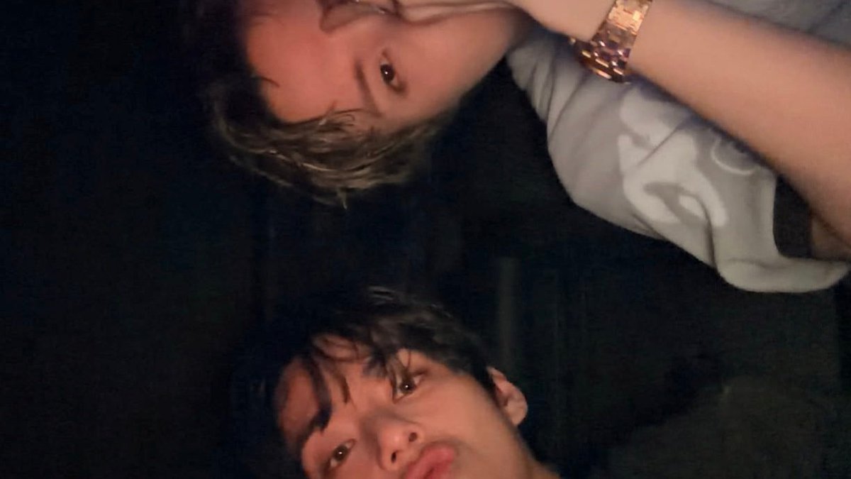 vhope love bot tweet media