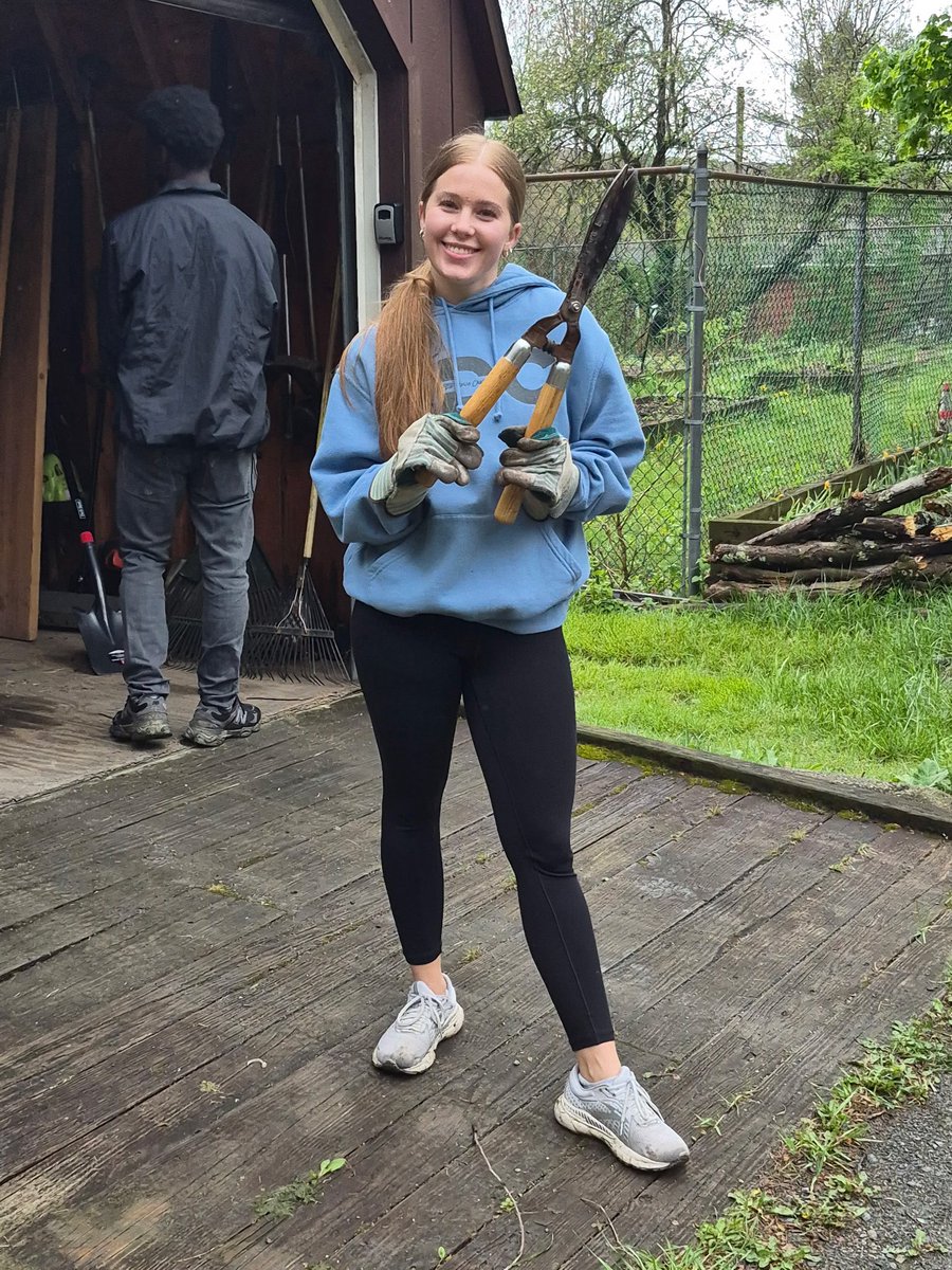 LehightonHighSc's tweet photo. Today our student forum group hosted @CLIU21 groups at the Carbon Country Environmental Education Center… great job today! https://t.co/fyQTnMUHk3