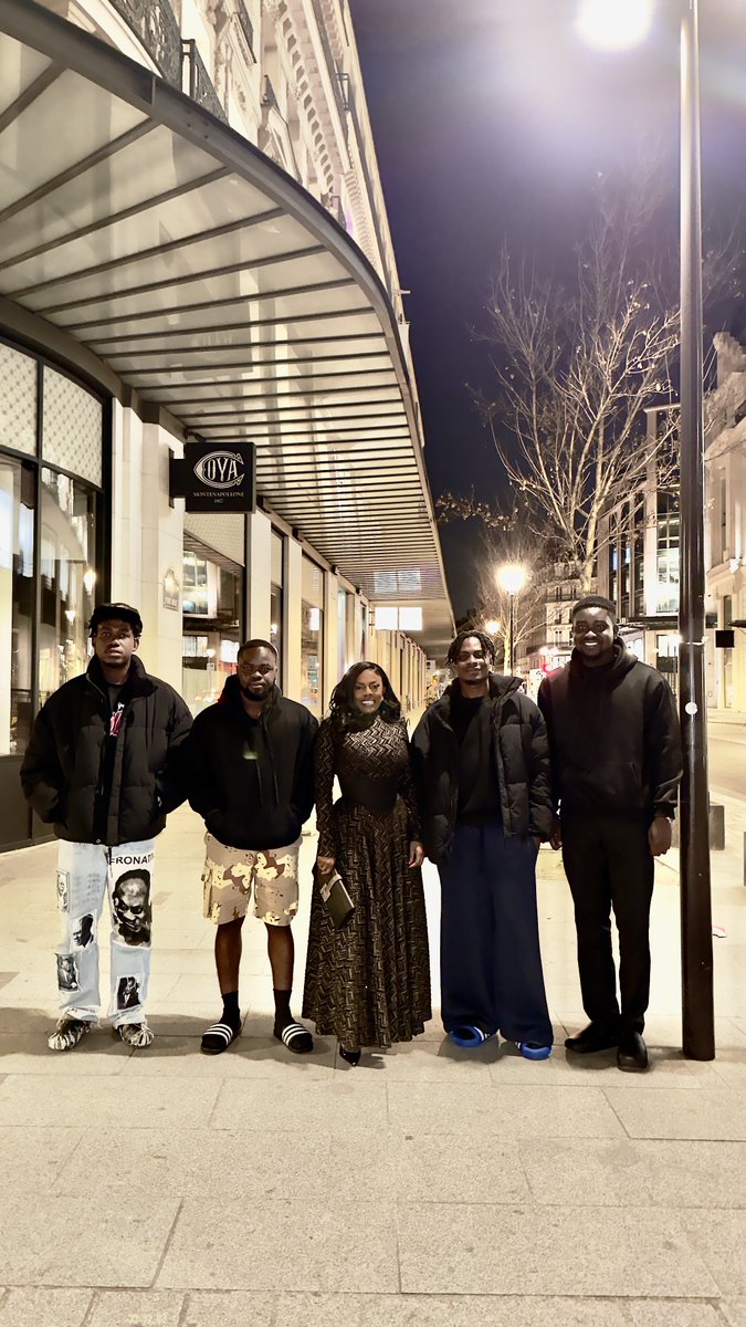 thenanaaba's tweet image. Throwback #Paris #womenofvalour #2025