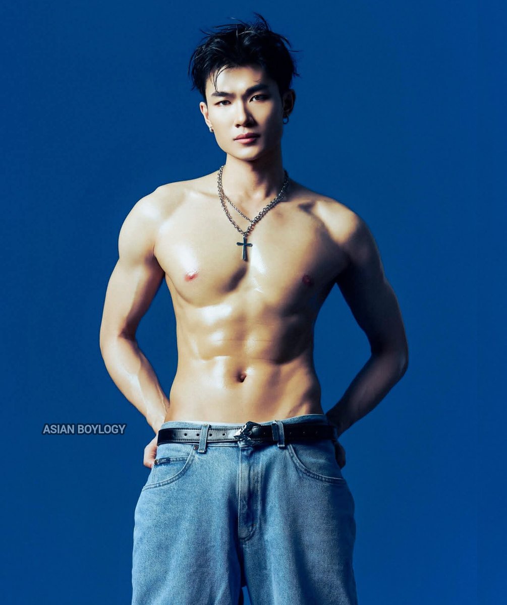 ABoylogy's tweet photo. Vietnamese Model Le Dong Duy 🥵🔥💙🇻🇳

#FitnesModel #MuscleMen #MaleHunk #Hunk #HotAsianGuy #AsianBoy #MuscleBody #SixPack #Muscle #Biceps #Abs #AsianHunk #VietnameseHotGuy #VietnameseHunk https://t.co/T3OngxjaJ8