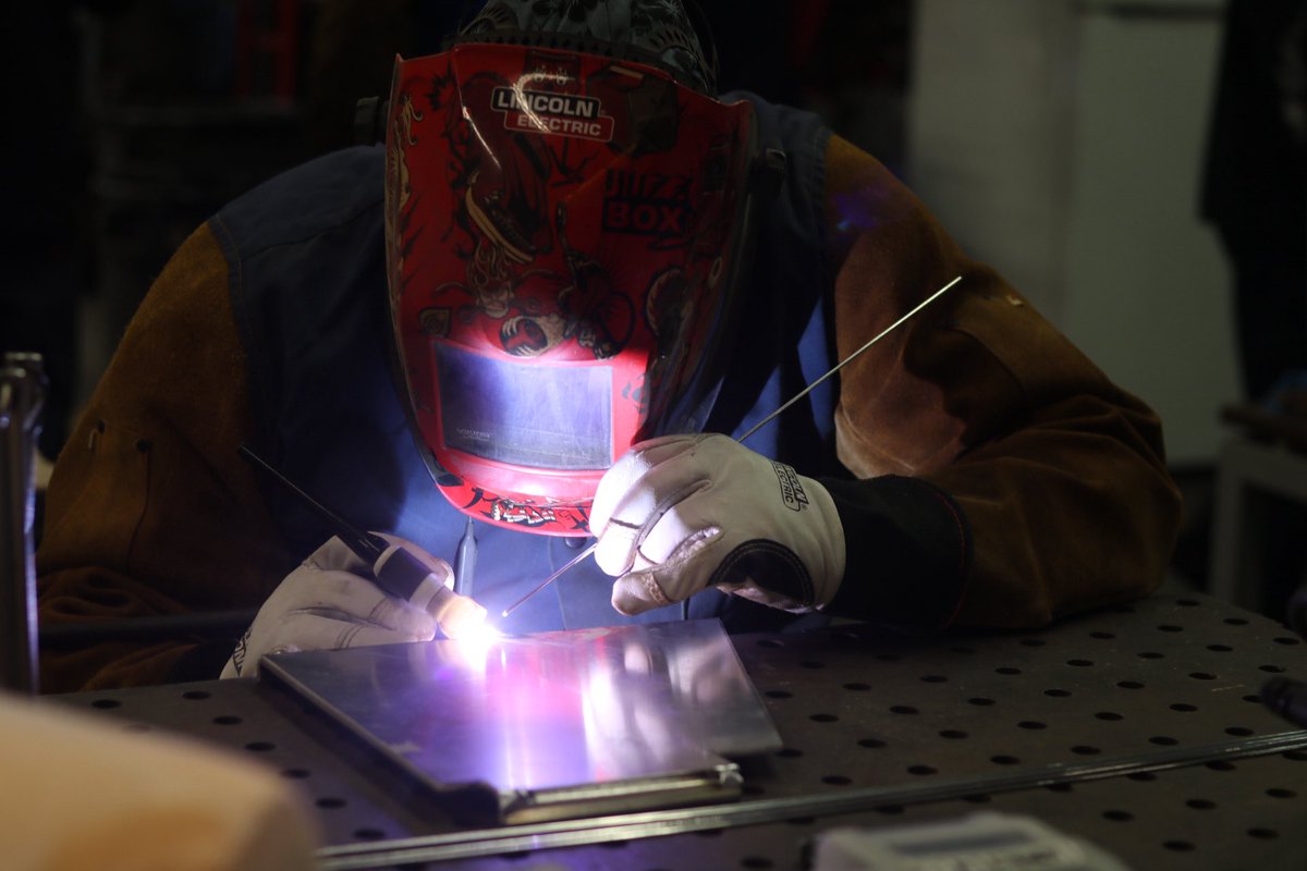 MlecTech's tweet image. Flipping the script 🔄 Students take the lead at our Reverse Career Fair—showcasing skills, goals, and future-ready talent. #FutureReady #ReverseCareerFair