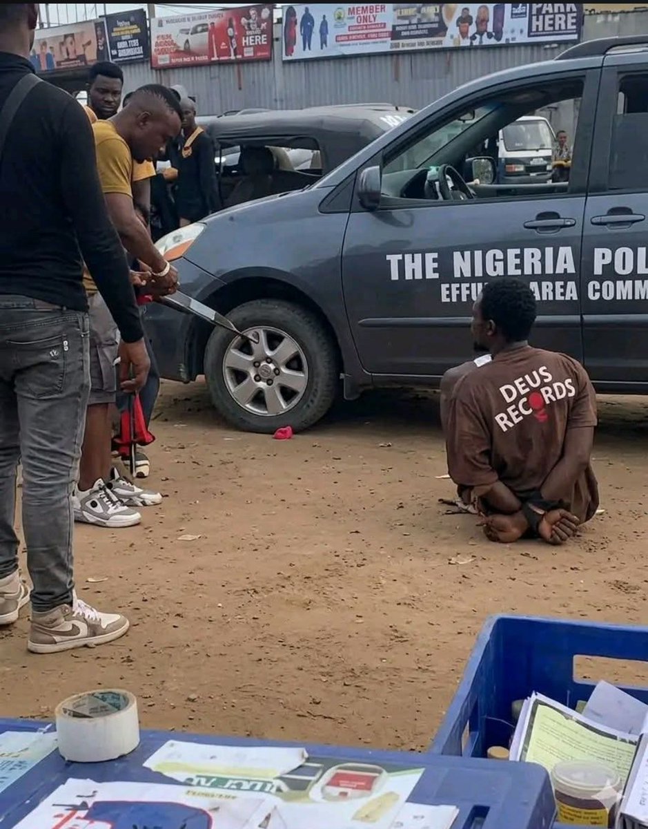 obinnauba1994's tweet photo. @PoliceNG anyone that kip this guy should be kiped too, enough is enough https://t.co/QIIZbLbEMD
