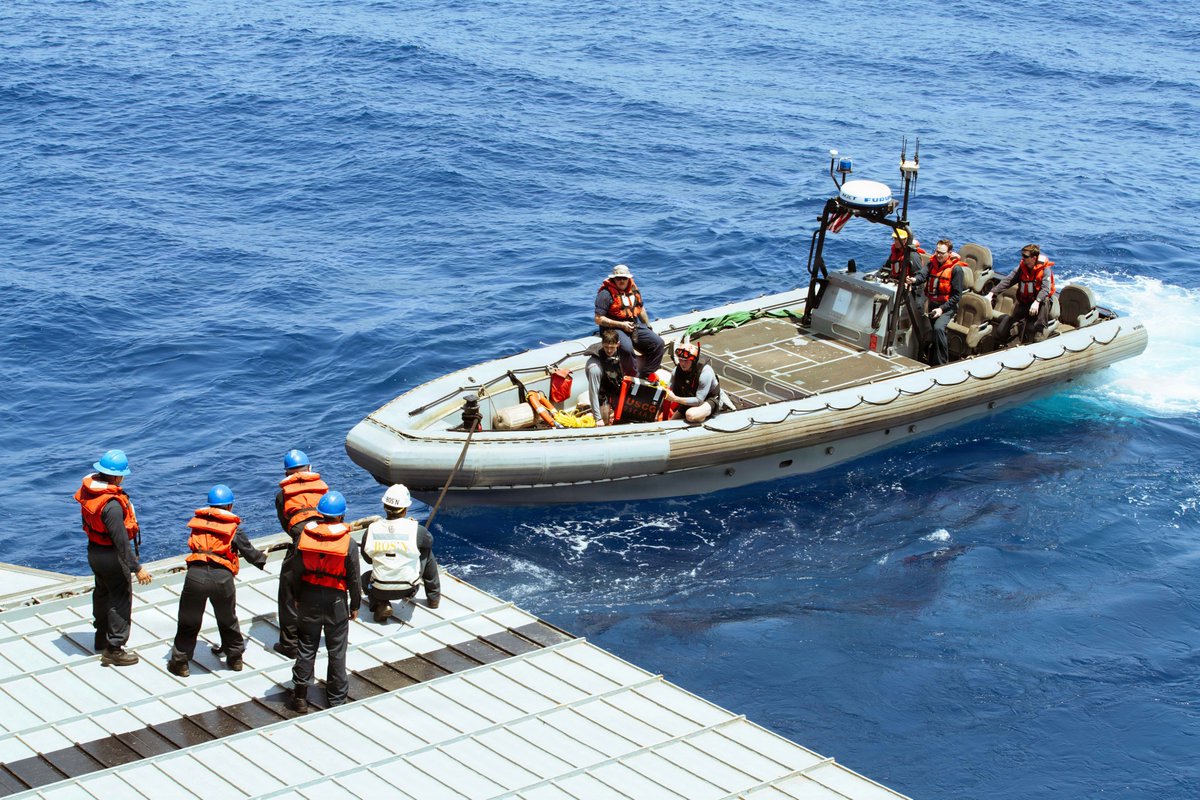 Search and Rescue at Sea ⚓🌊🤝 Sailors aboard USS Ashland conduct small ...