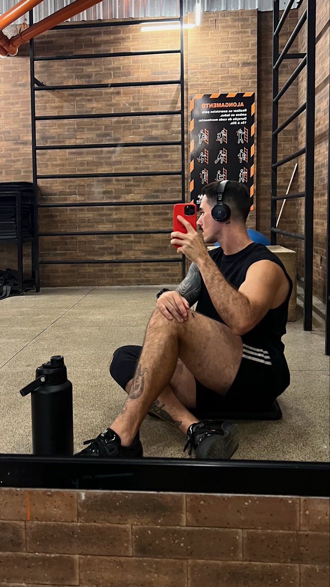 o_MARK’s tweet media