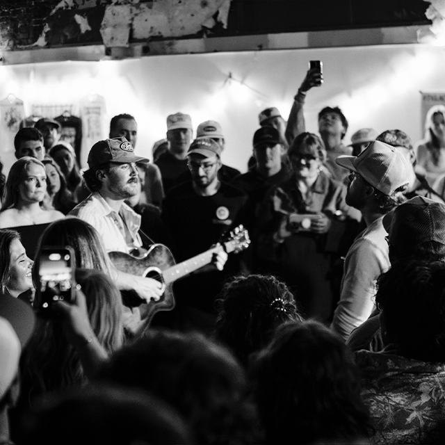 Briscoeband's tweet photo. All of our headline shows + VIP upgrades are on sale now - Have you grabbed your tickets yet? Also pumped to be joining our bud @maxwmcnown at Porter County Fair in Indiana on July 23. Hope to see y’all out there🤘

📸 Jackson Ingraham https://t.co/wUi05tutYl