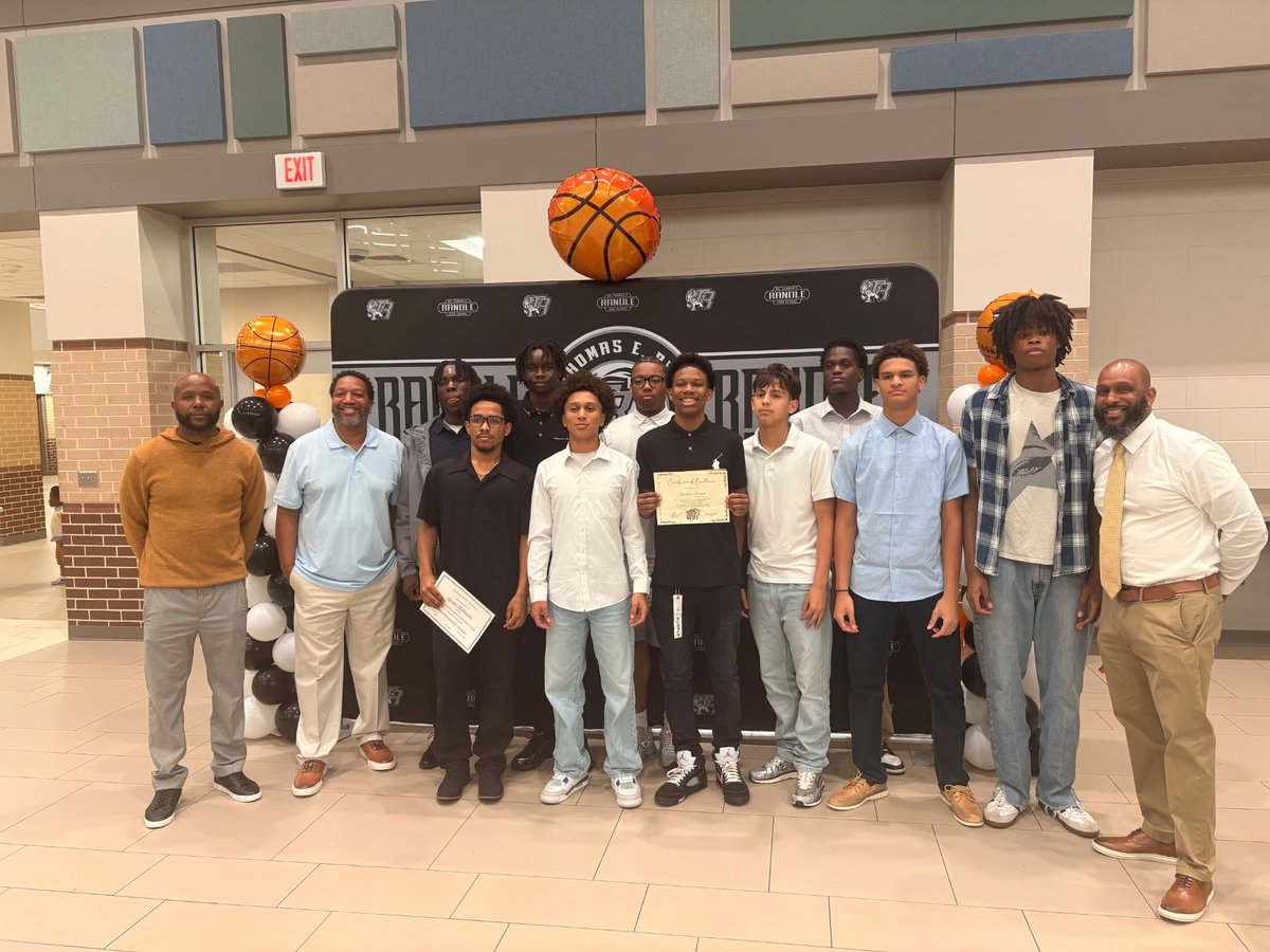 Randle Boys Basketball tweet media