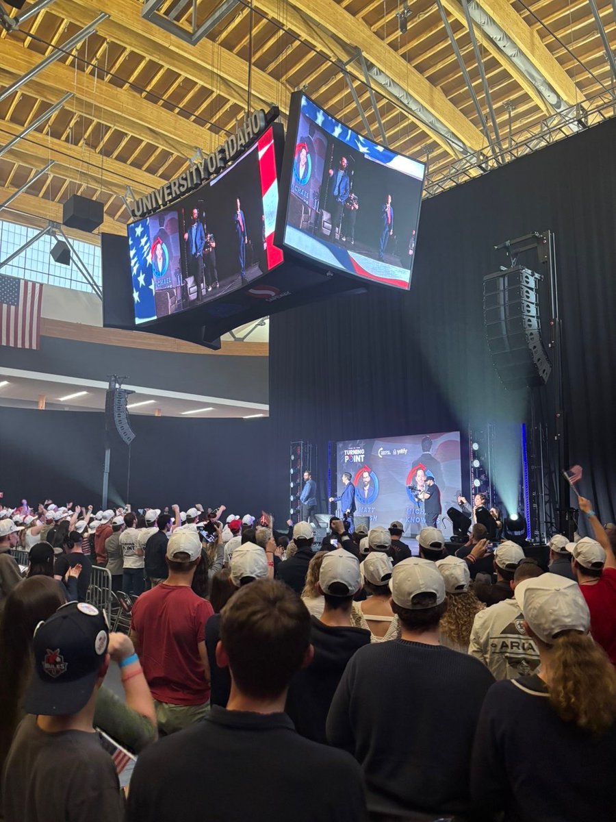 Shout out to my Club America students who made it to the tour stop at U of I! With 2 chapters driving over 5 hours to be there!! 

Well worth it when you get to hear from <a href="/MattWalshBlog/">Matt Walsh</a> and <a href="/michaeljknowles/">Michael Knowles</a> !!🇺🇸

<a href="/tpusastudents/">TPUSA Students</a>