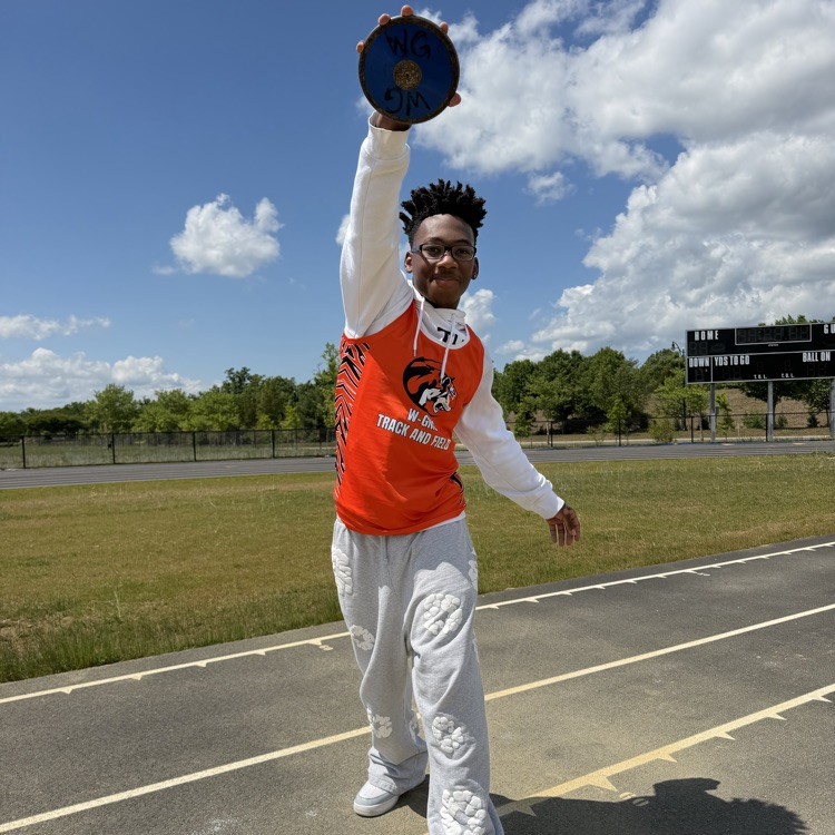 FredSchools's tweet photo. Let's face it. The proof is in the pudding. WGMS Tigers ROCK! Major congratulations to Omari Thompson, an esteemed and dedicated 8th grade student-athlete who recently broke the state record for discus! That's right - HE's NUMBER 1!!! 🔥🐅. We are proud of you, Omari. Let's go! https://t.co/x5jlWvD25E