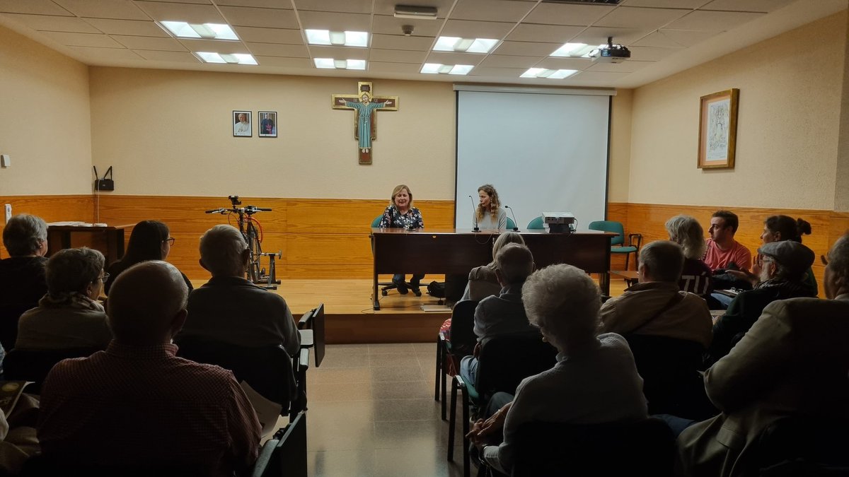 HOAC_vlc's tweet image. 📢 @IglesiaxTD #Valencia alza la voz en el #1deMayo. Organiza en el Arzobispado una jornada de denuncia contra la precariedad laboral. Bajo el lema "Defendemos el trabajo decente", se analizan las realidades que vulneran la dignidad en el trabajo. #Iglesiaporeltrabajodecente