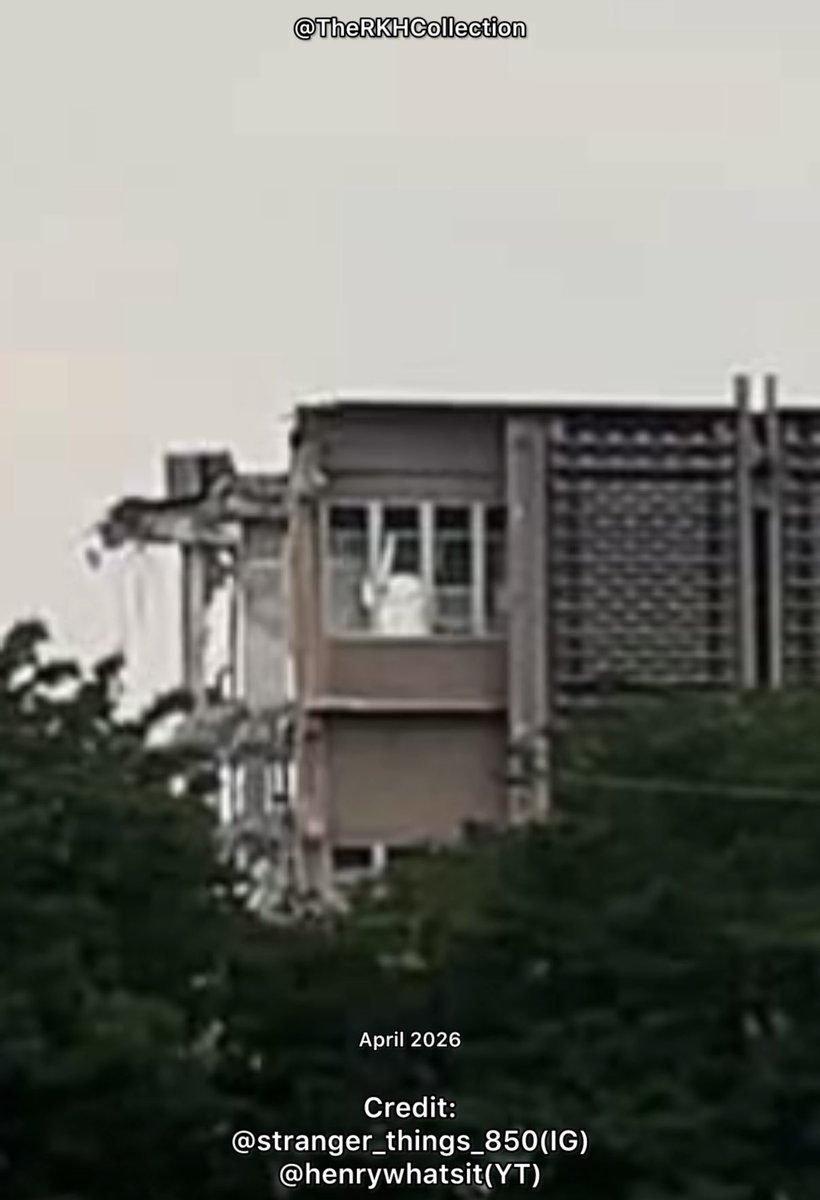 Remy3335's tweet photo. Unfortunately, the exterior demolition of Hawkins Lab is now underway. We all knew it’d be soon. Hawkins Lab will no longer be standing much longer. 

#strangerthings #filminglocation #netflix #hawkinslab https://t.co/RgJwWMJgO0