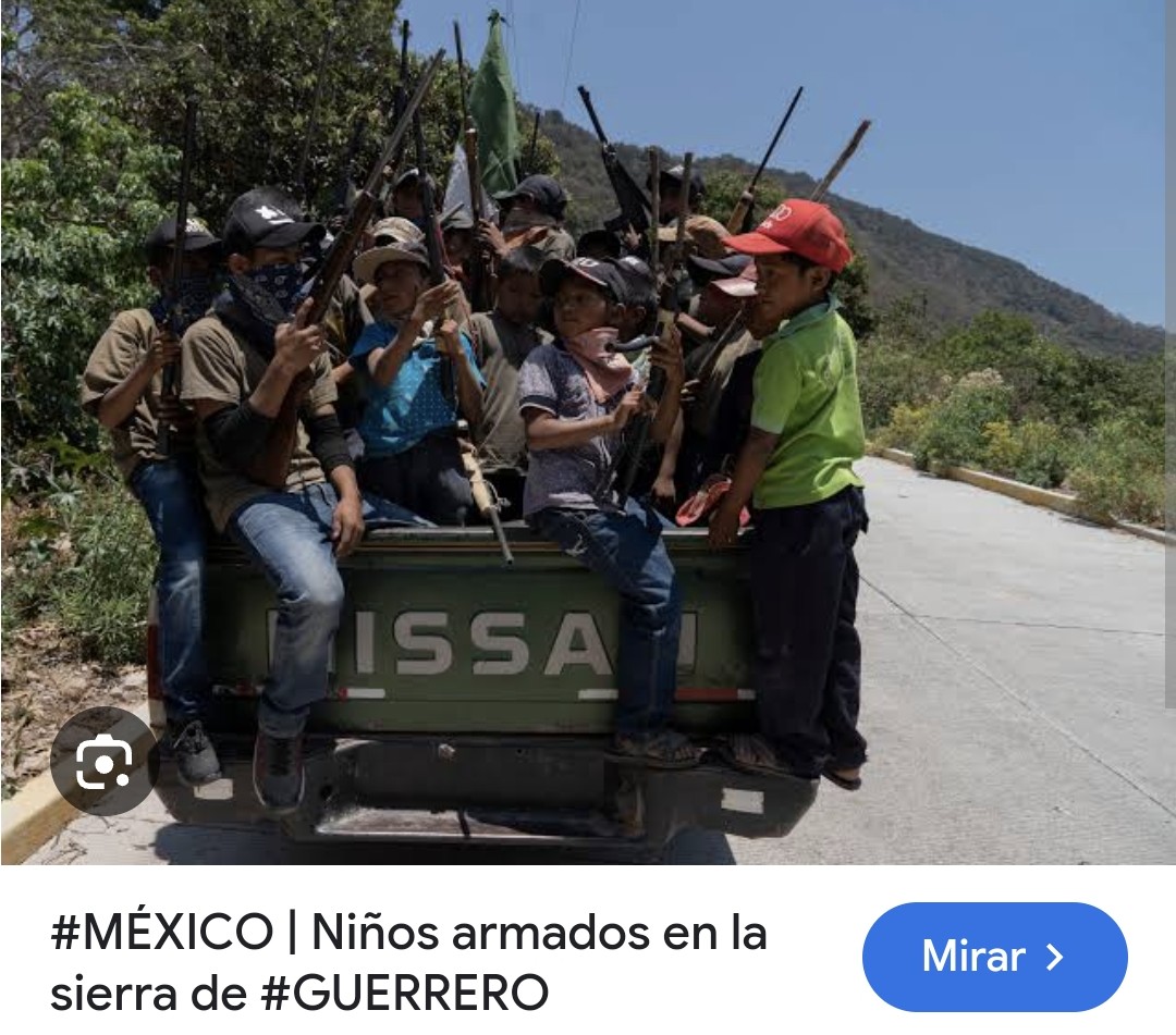 poltolteca's tweet photo. @Hunter60505004 @foro_militar Es que el tema es que ese jale fue en Guerrero alla esos weyes desde chiquitos 3,4,5 años ya manejan armas, esos weyes aparte son bravos y decididos por eso pienso que la SEDENA les da el armamento y adrenalina para que despues se metan al Ejercito Mexicano https://t.co/VyBWLOjz9C